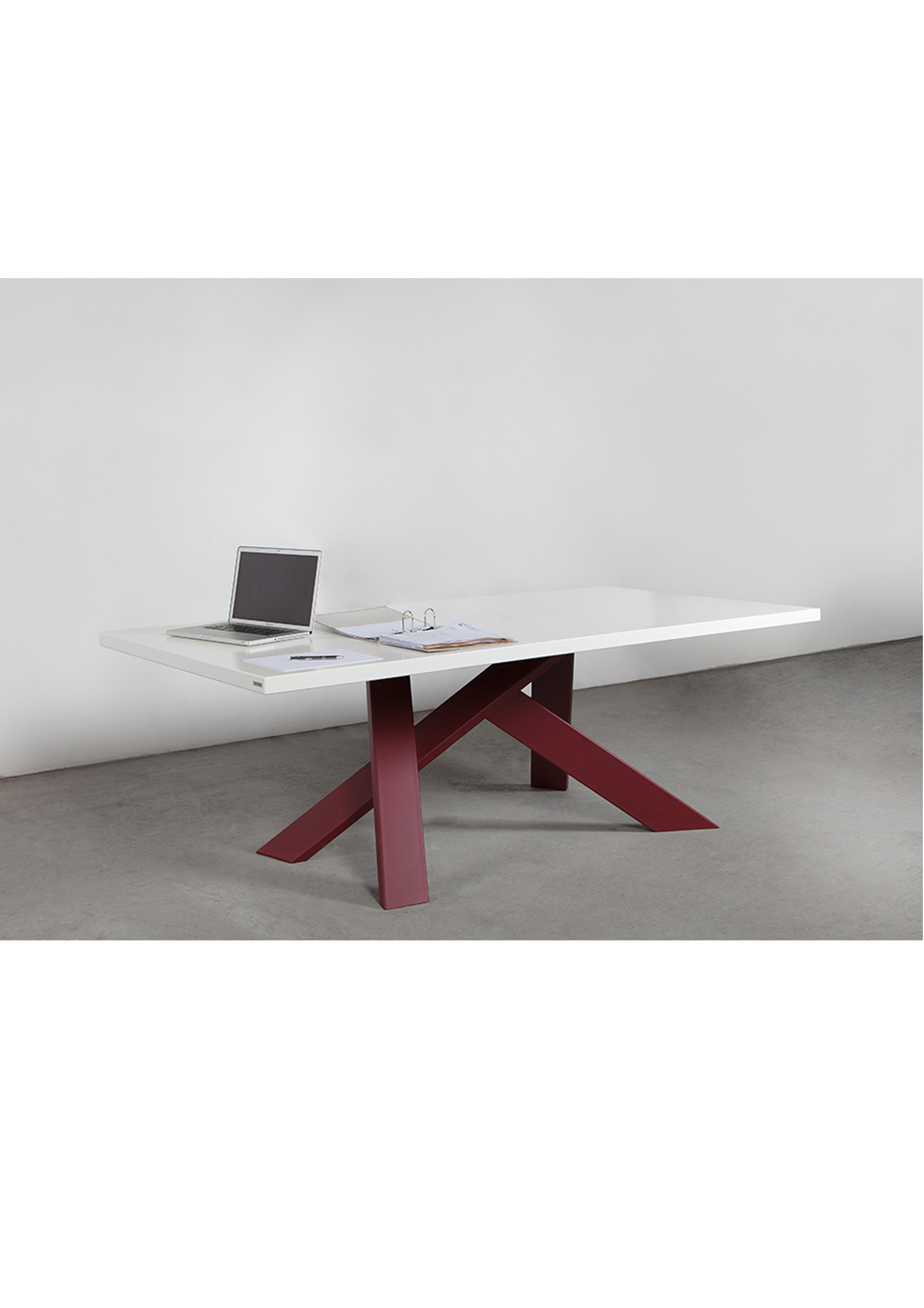 WISSMANN dining table  mikado art611