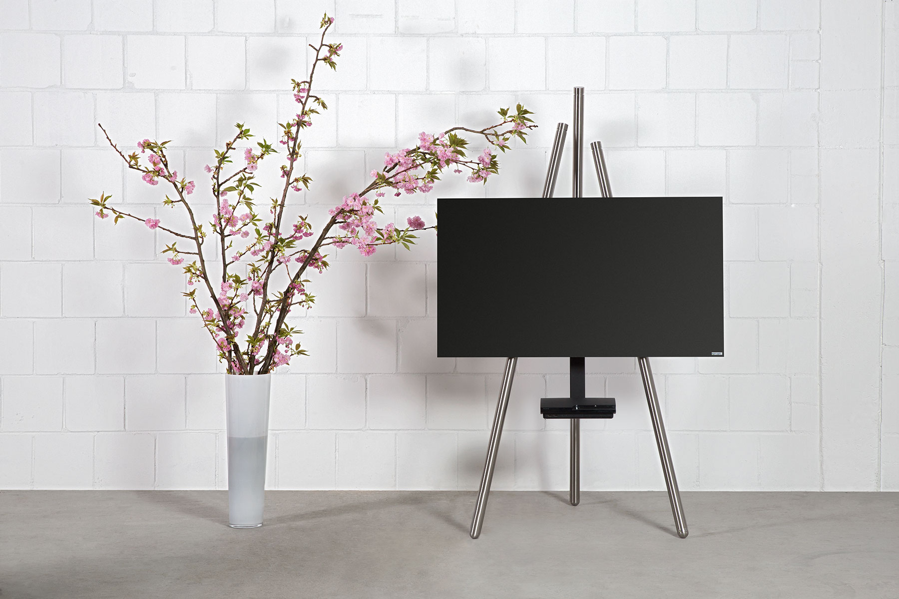 WISSMANN TV Mount Stand tripod art130