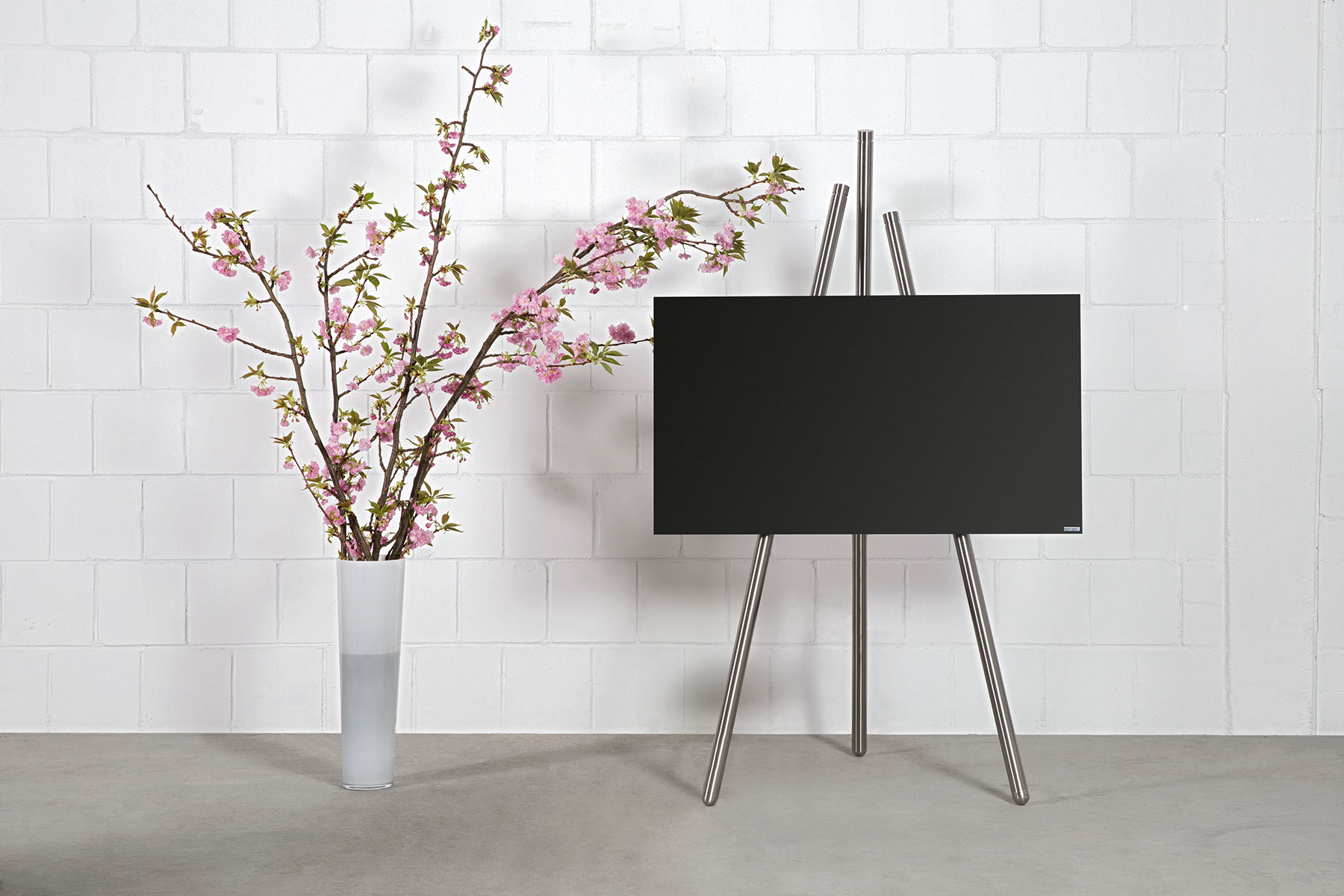 WISSMANN TV Mount Stand tripod art130